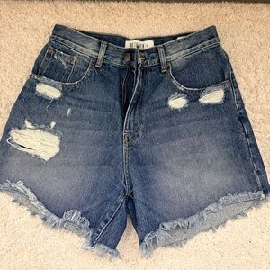 Trendy Frayed Hem Jean Shorts